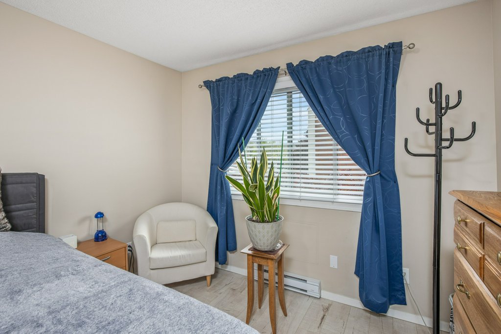 2071056 Bernard Ave Kelowna Condo For Sale Downtown Kelowna