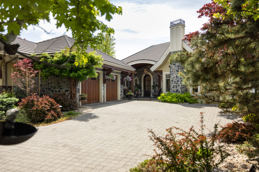 1173 Parkbluff Lane, Kelowna