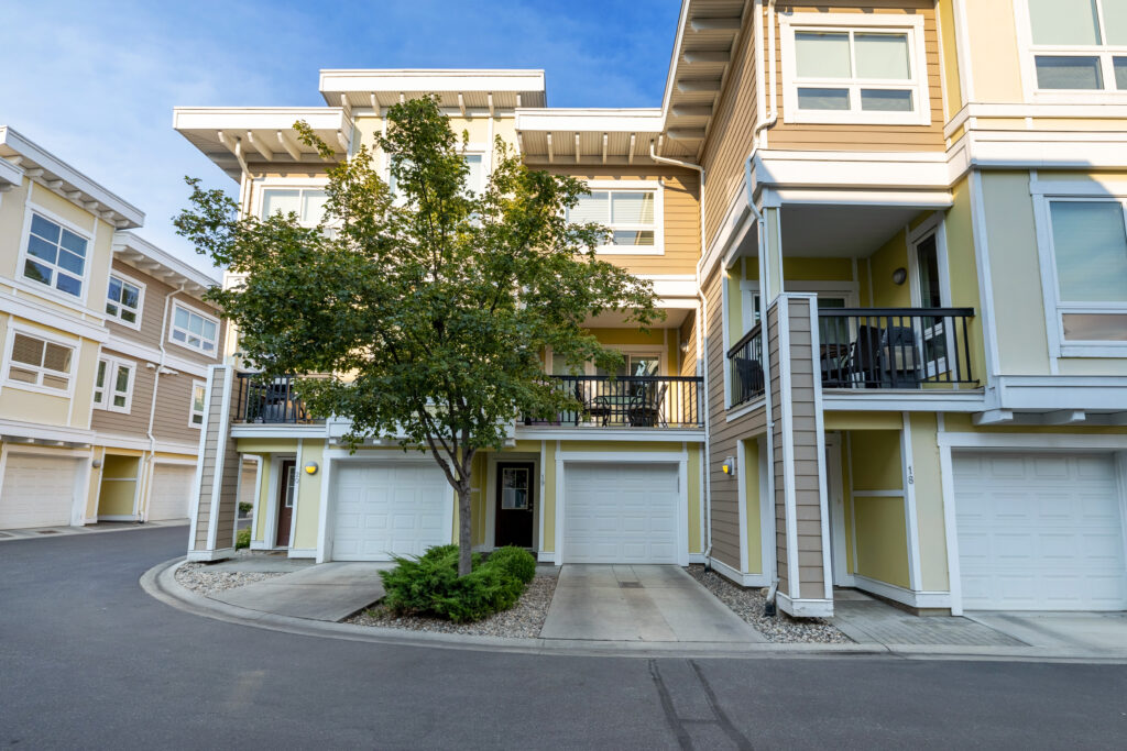 #19-3416 Scott Road, Kelowna