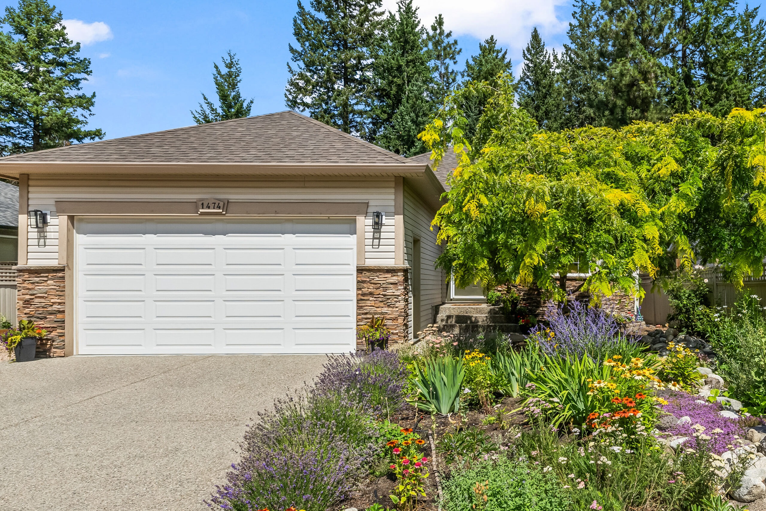 1474 Rose Meadow Drive, West Kelowna