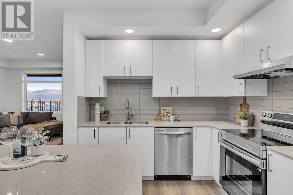 #201-1111 Frost Road, Kelowna