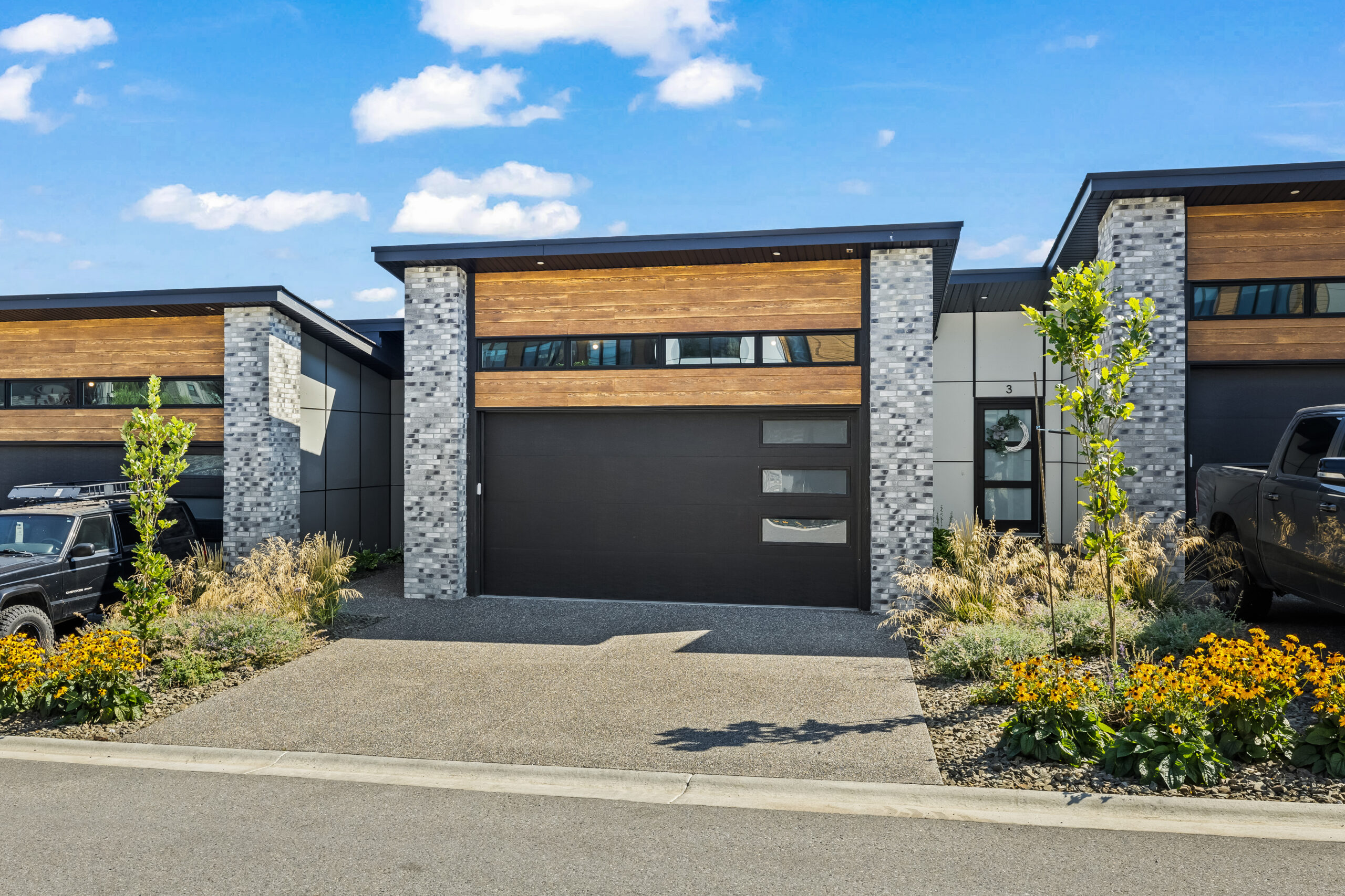 #2-2835 Canyon Crest Drive, West Kelowna