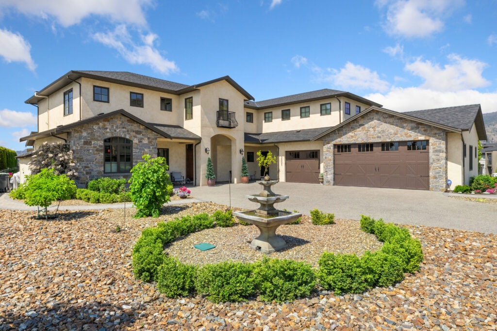 3321 Vineyard View Drive, West Kelowna