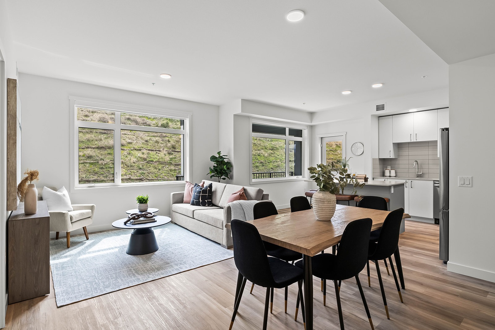 #218-1057 Frost Road, Kelowna