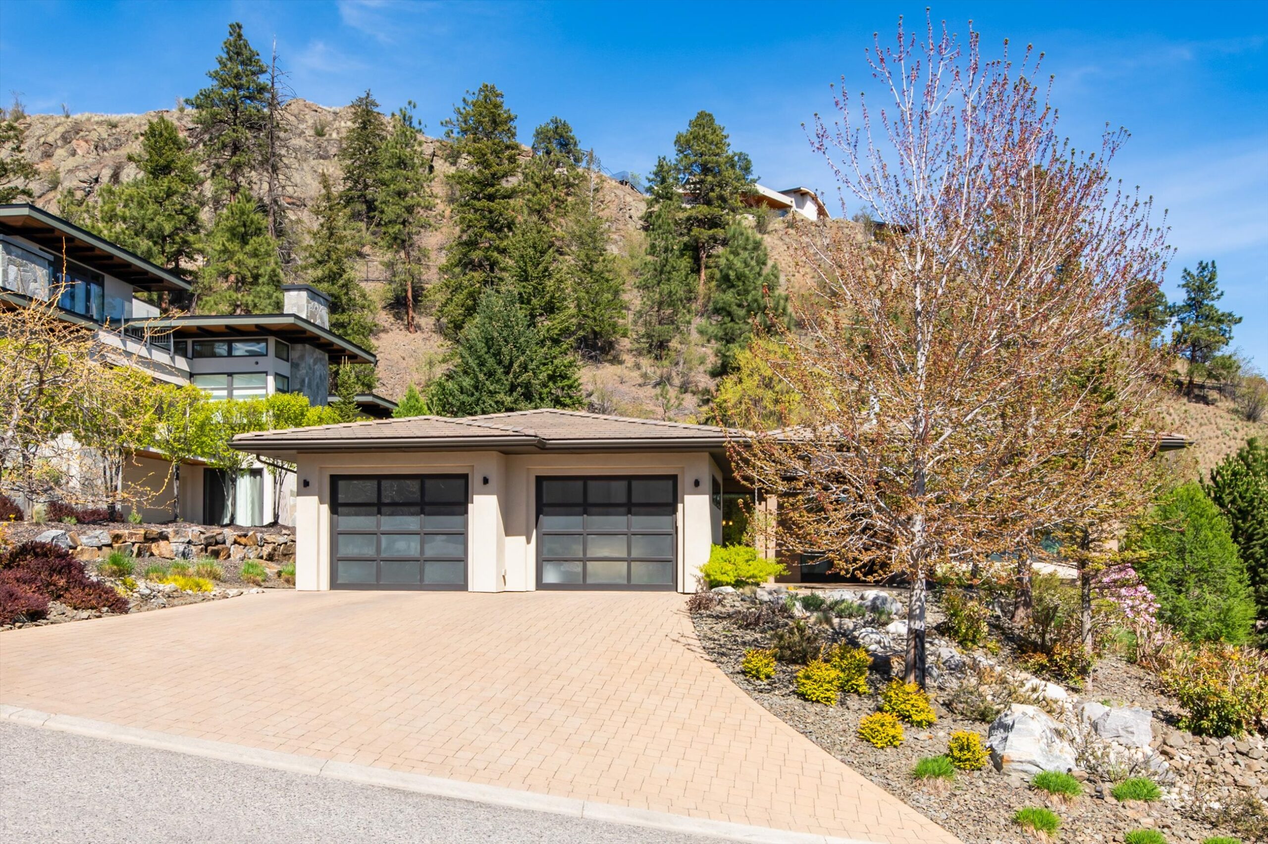 741 Pinehaven Court, Kelowna