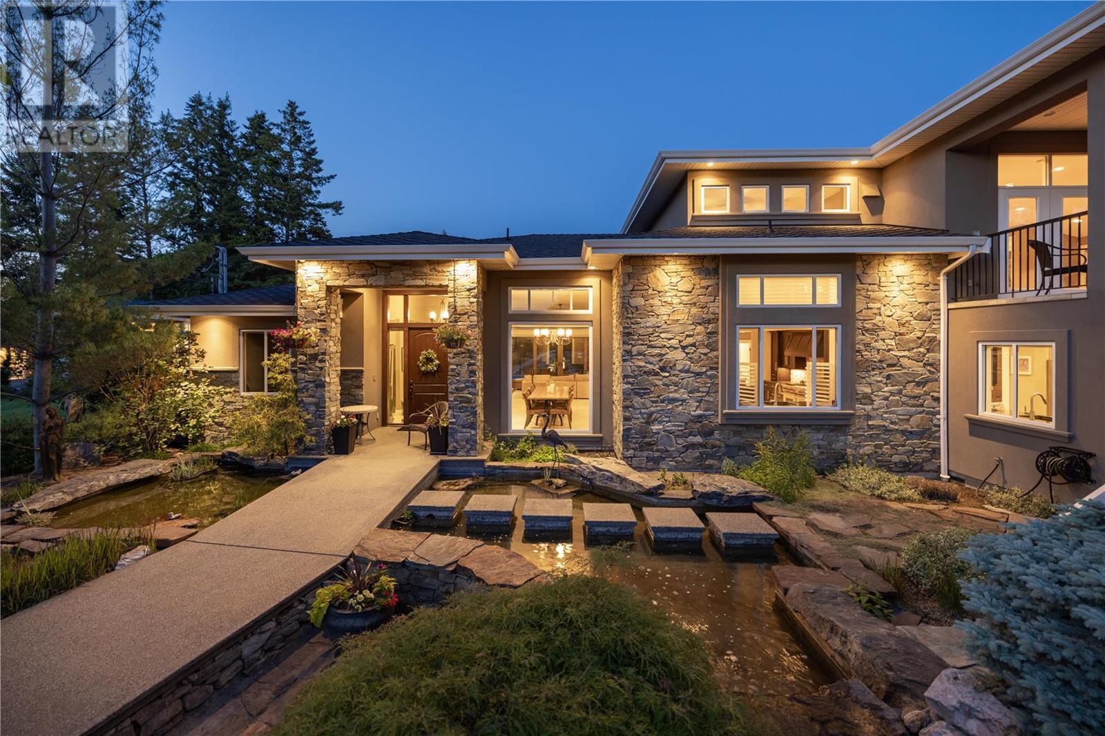 2250 James Road, Kelowna