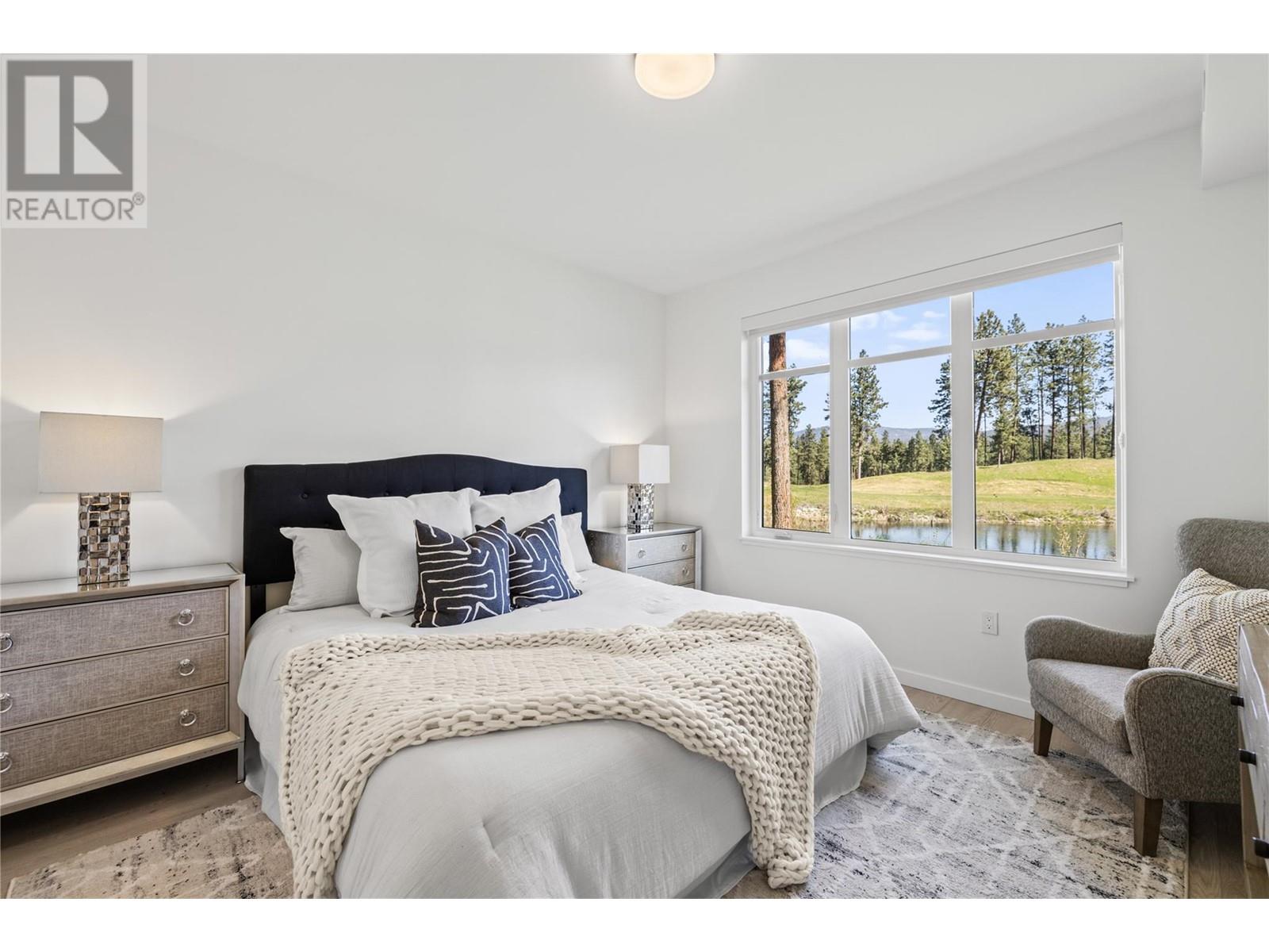 #9-1979 Country Club Drive, Kelowna