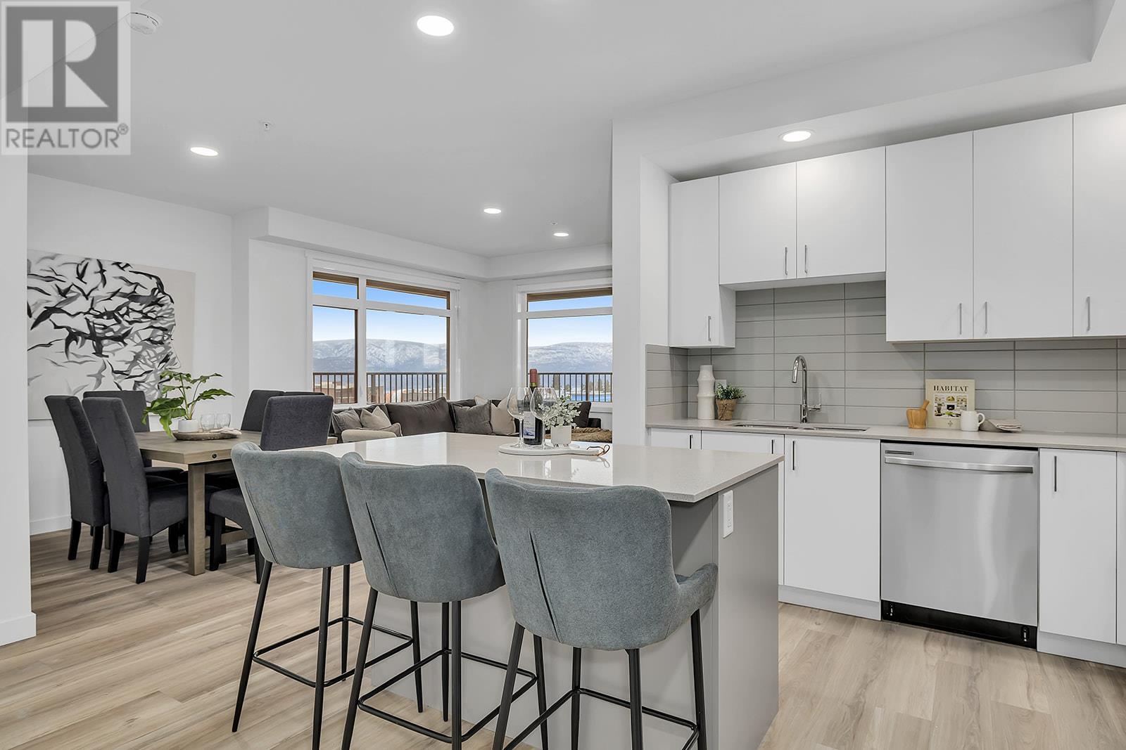 #215-1111 Frost Road, Kelowna
