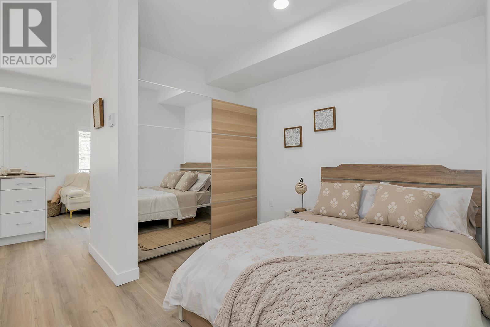 #414-1111 Frost Road, Kelowna