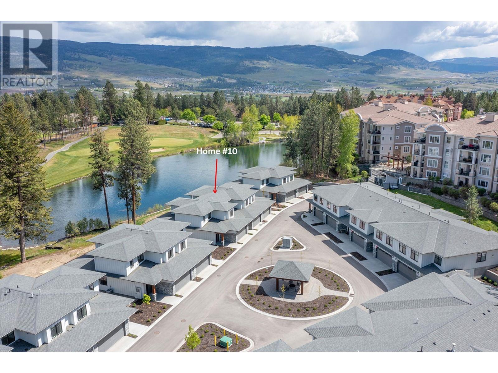 #10-1979 Country Club Drive, Kelowna