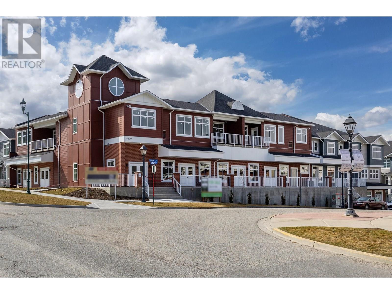 #118-5300 Main Street, Kelowna