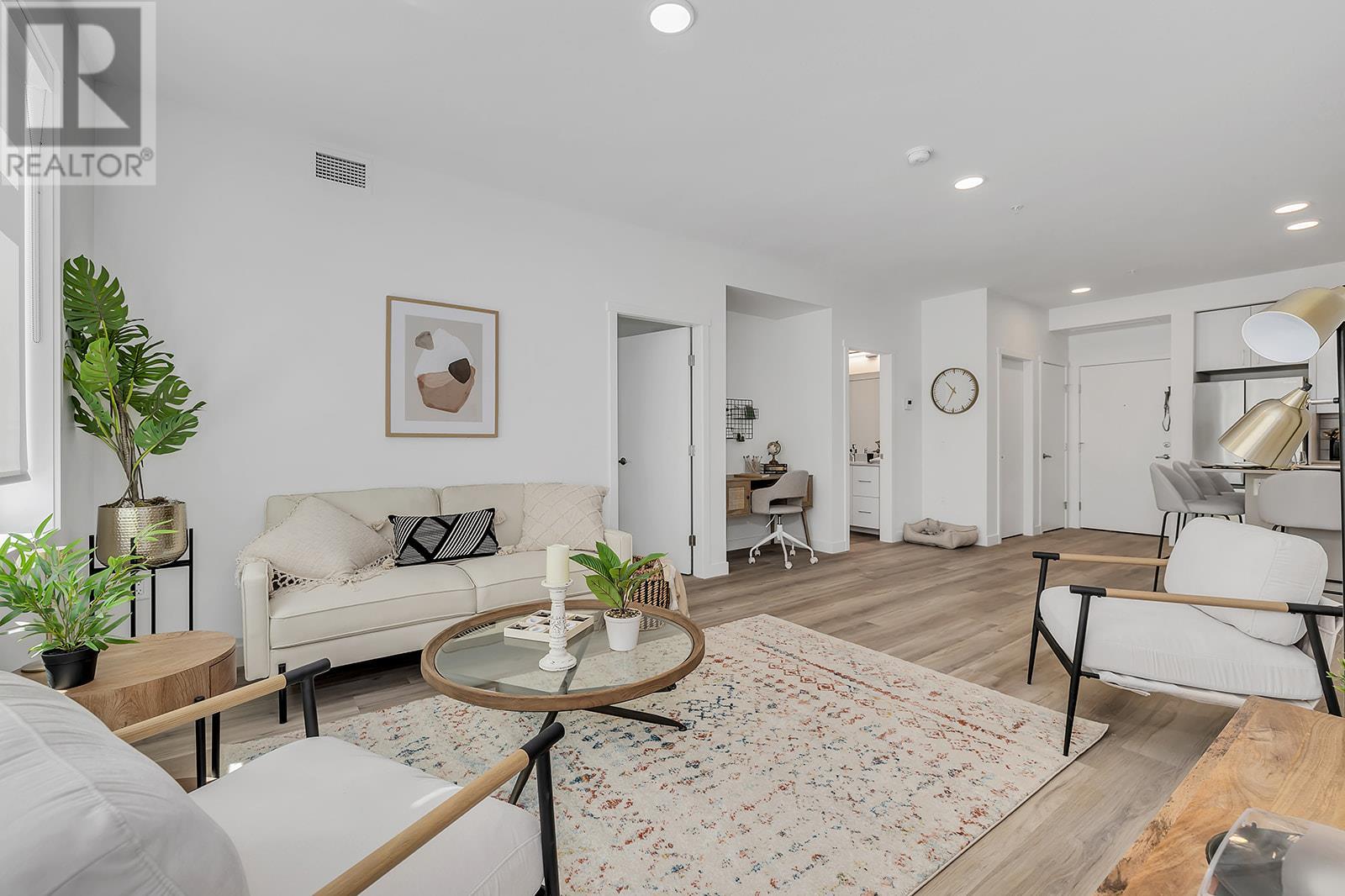 #305-1057 Frost Road, Kelowna