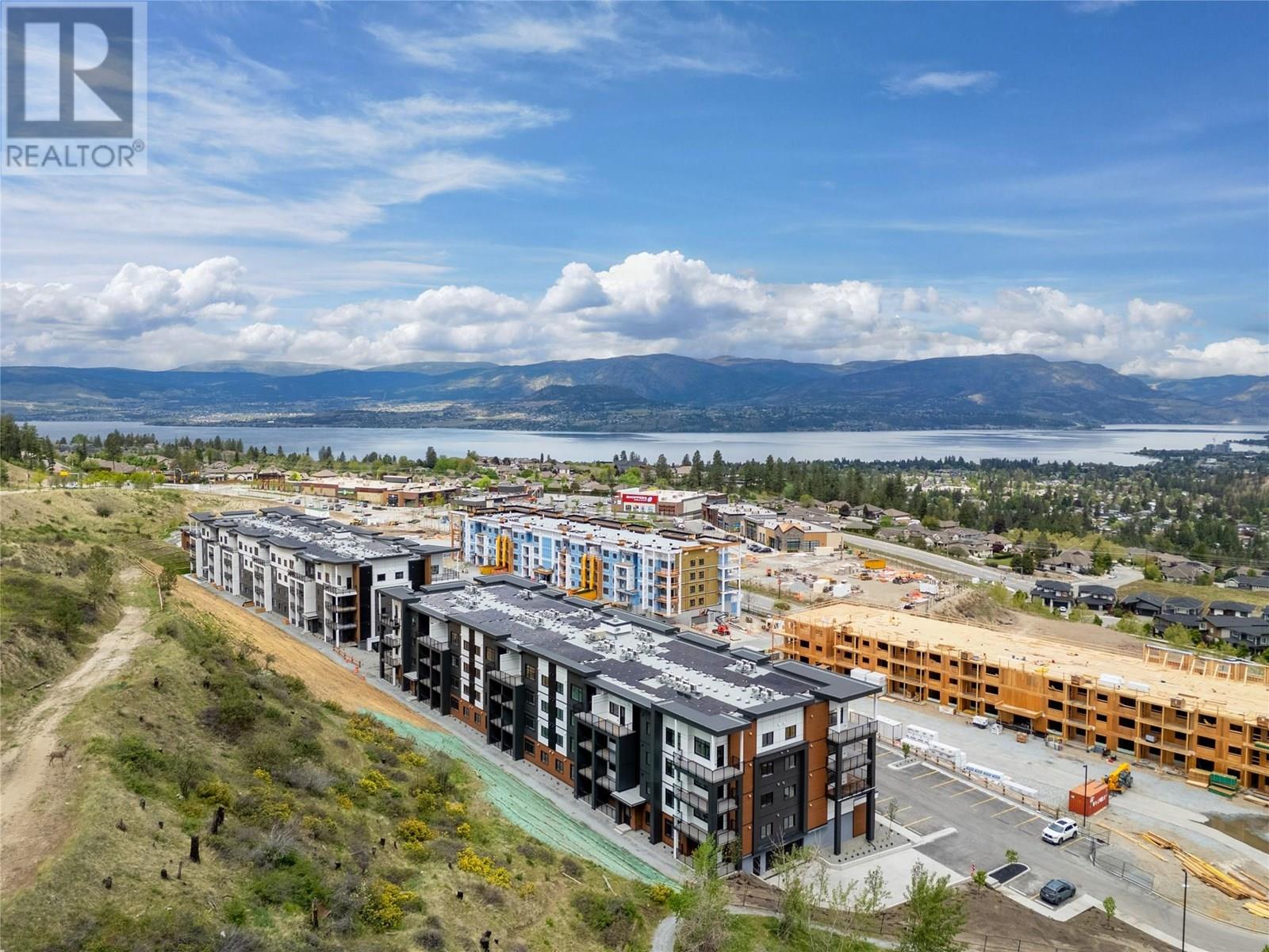 #215-1057 Frost Road, Kelowna