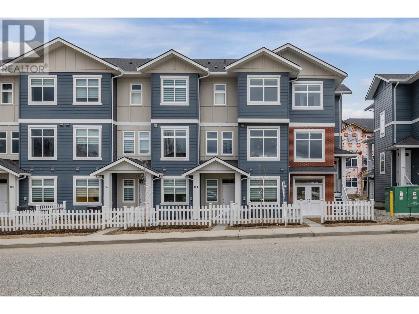 #106-5300 Main Street, Kelowna