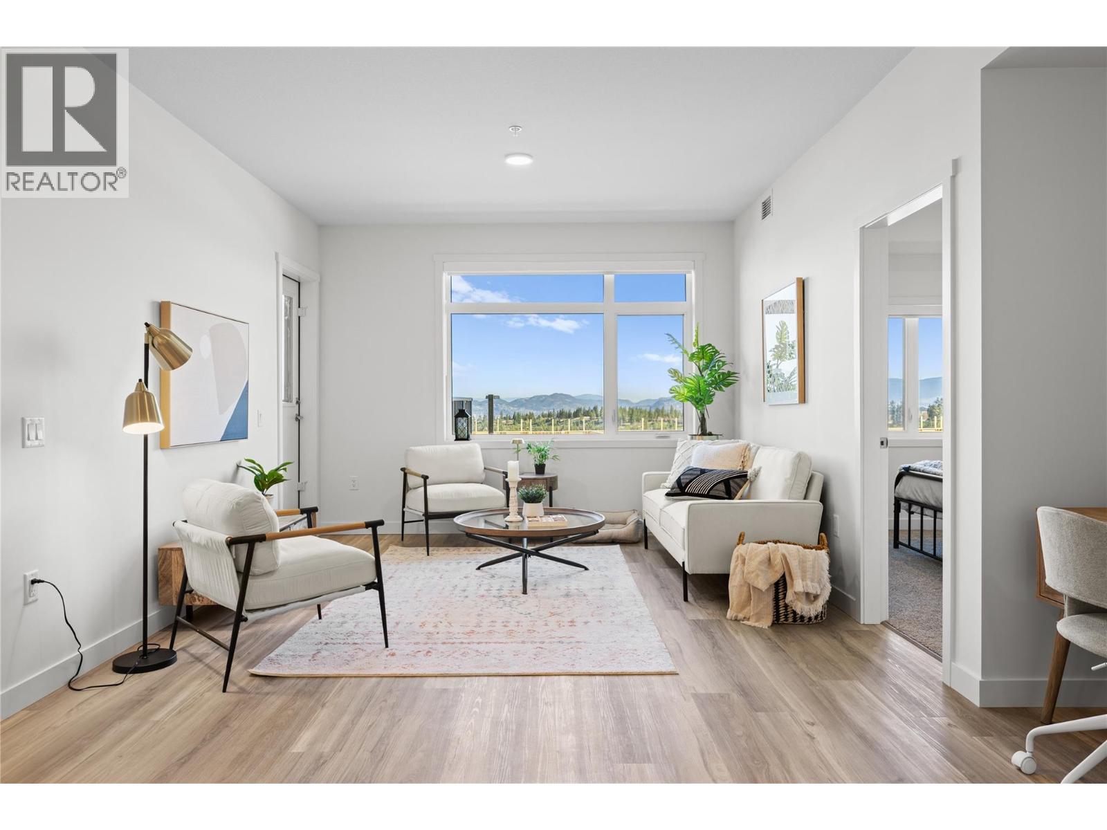 #310-1111 Frost Road, Kelowna