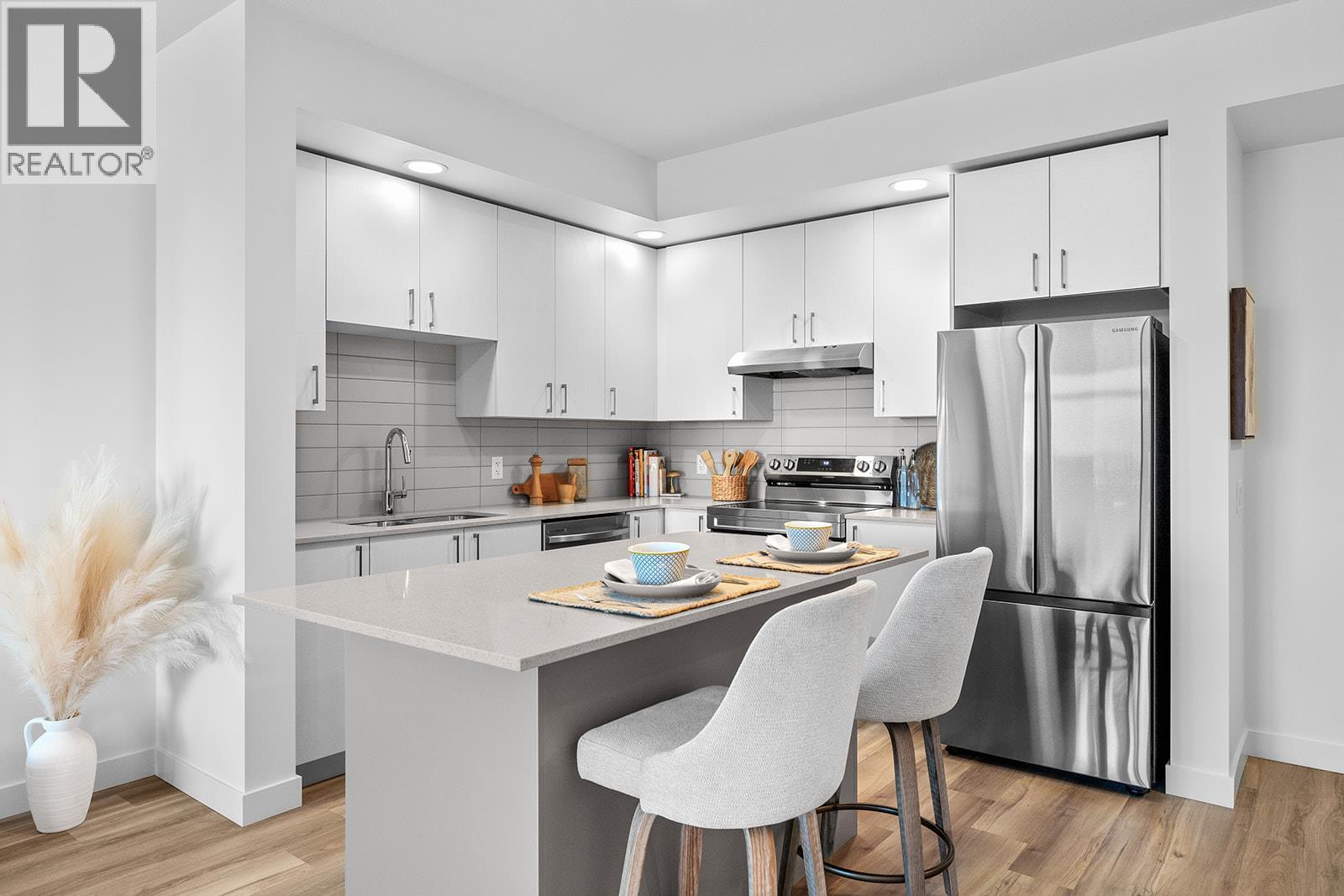 #309-1111 Frost Road, Kelowna