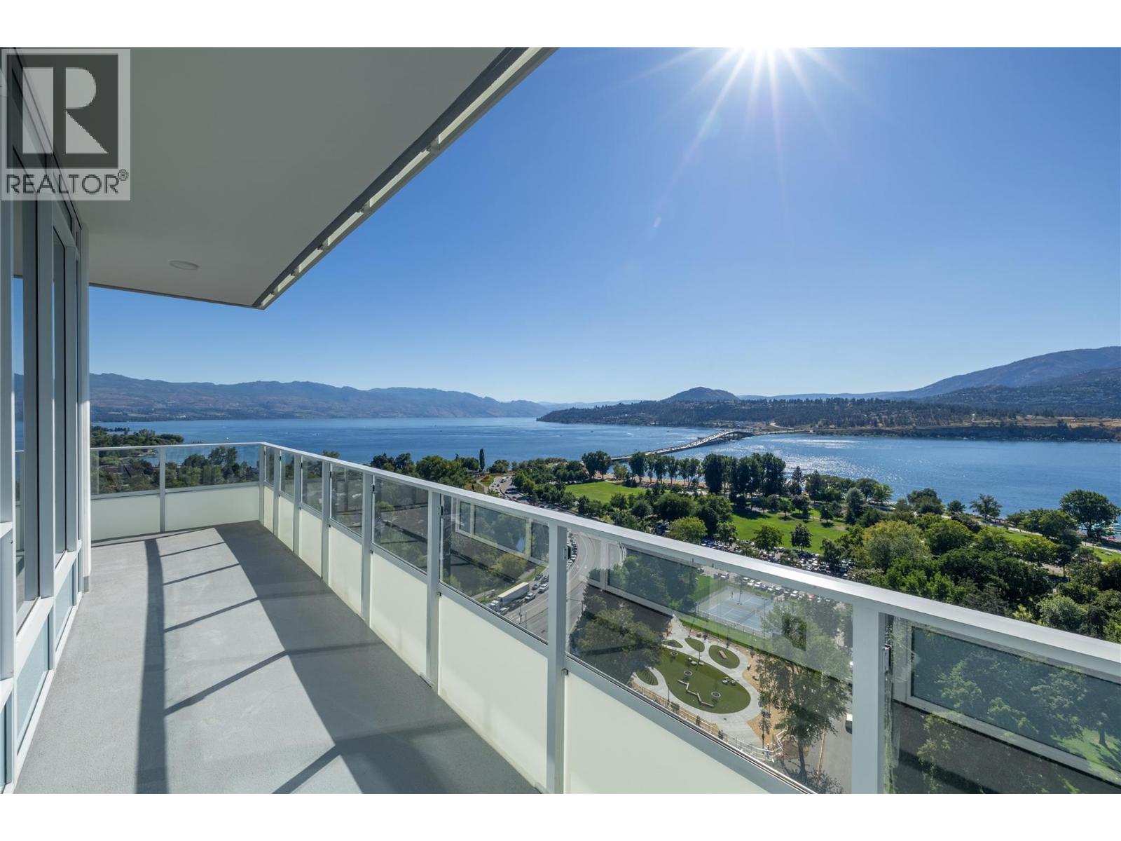 #2107-238 Leon Avenue, Kelowna